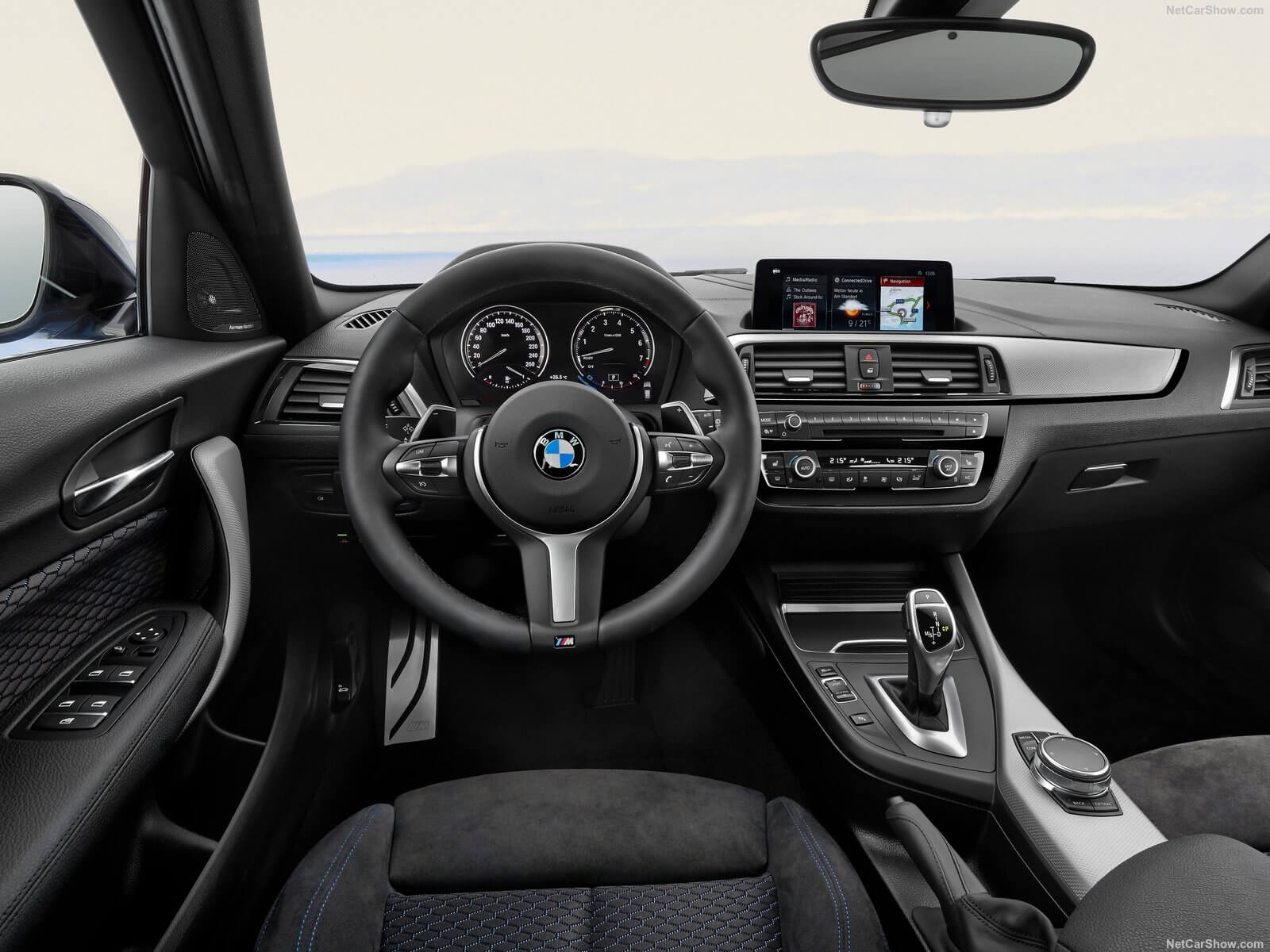 BMW M140i