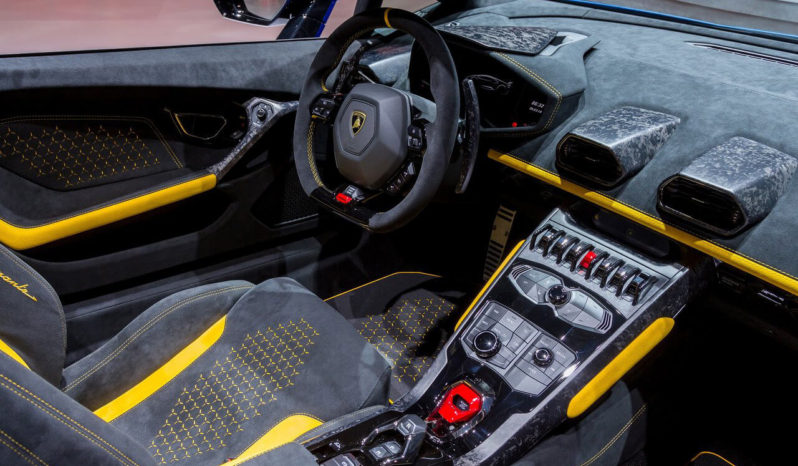 
								Lamborghini Huracan full									