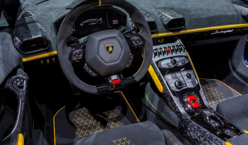 
								Lamborghini Huracan full									