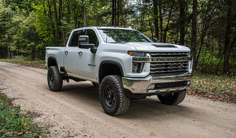 
								Chevrolet Silverado HD 2021 full									