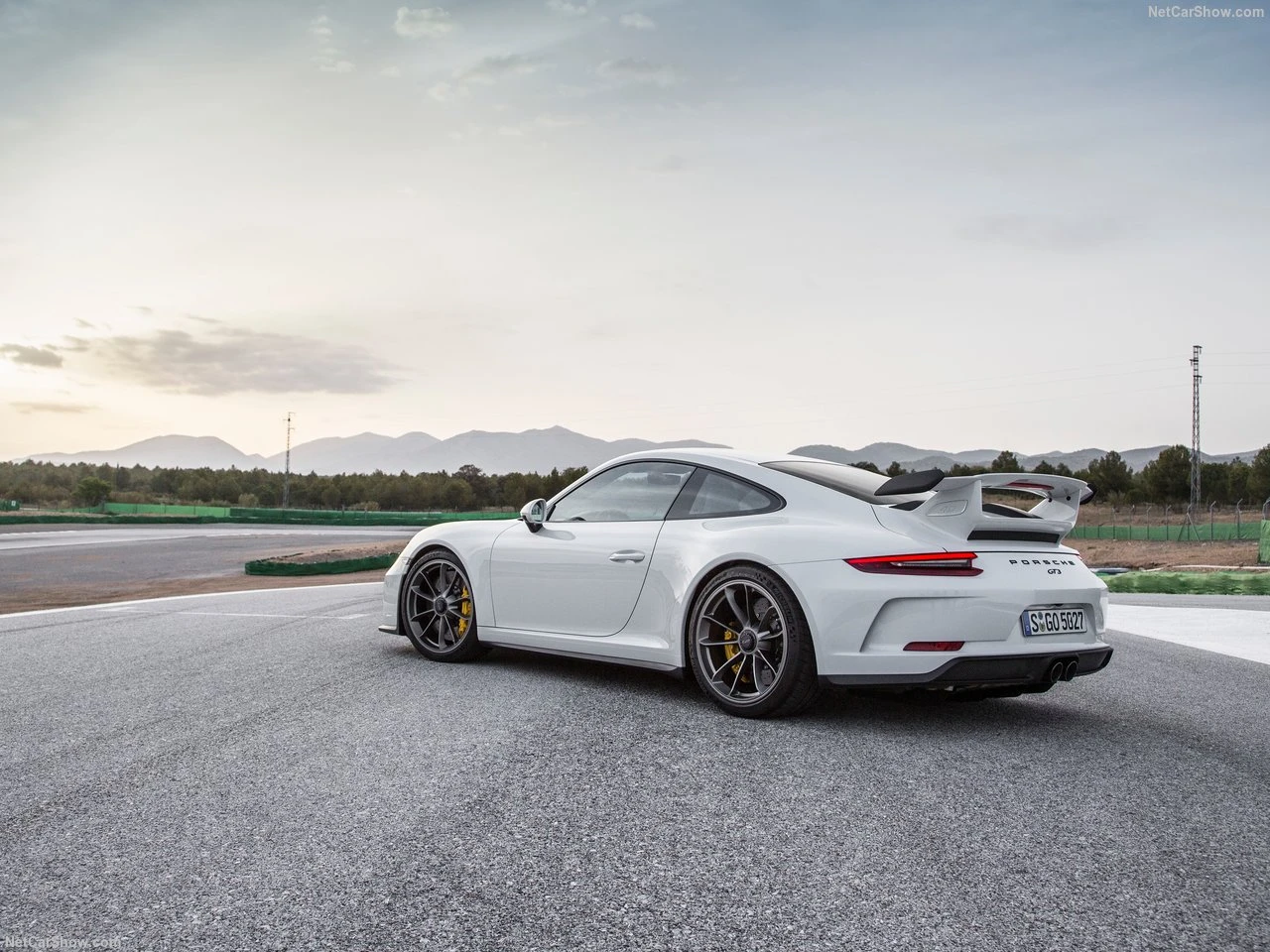 Porsche 911 2018