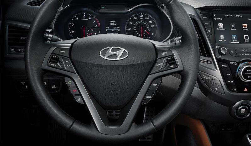 
								Hyundai Veloster Turbo Sport full									