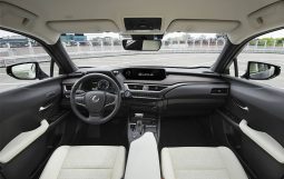 
										Lexus UX250h full									