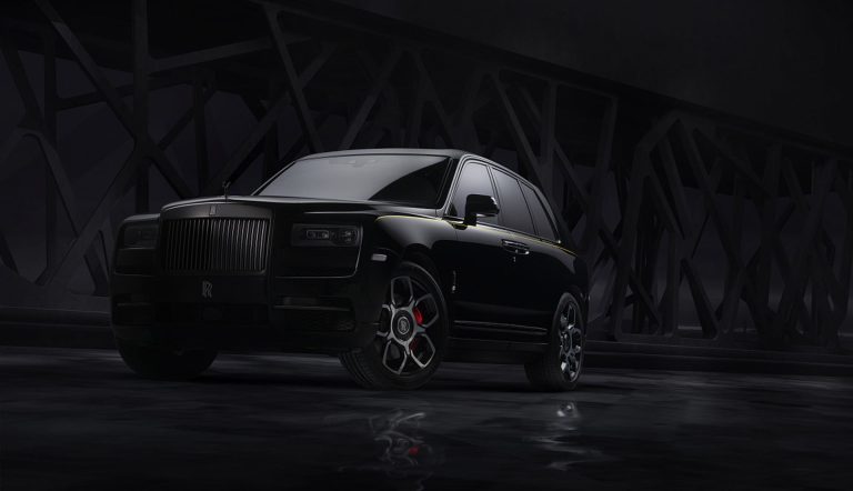 Rolls-Royce Cullinan Black Badge 2024