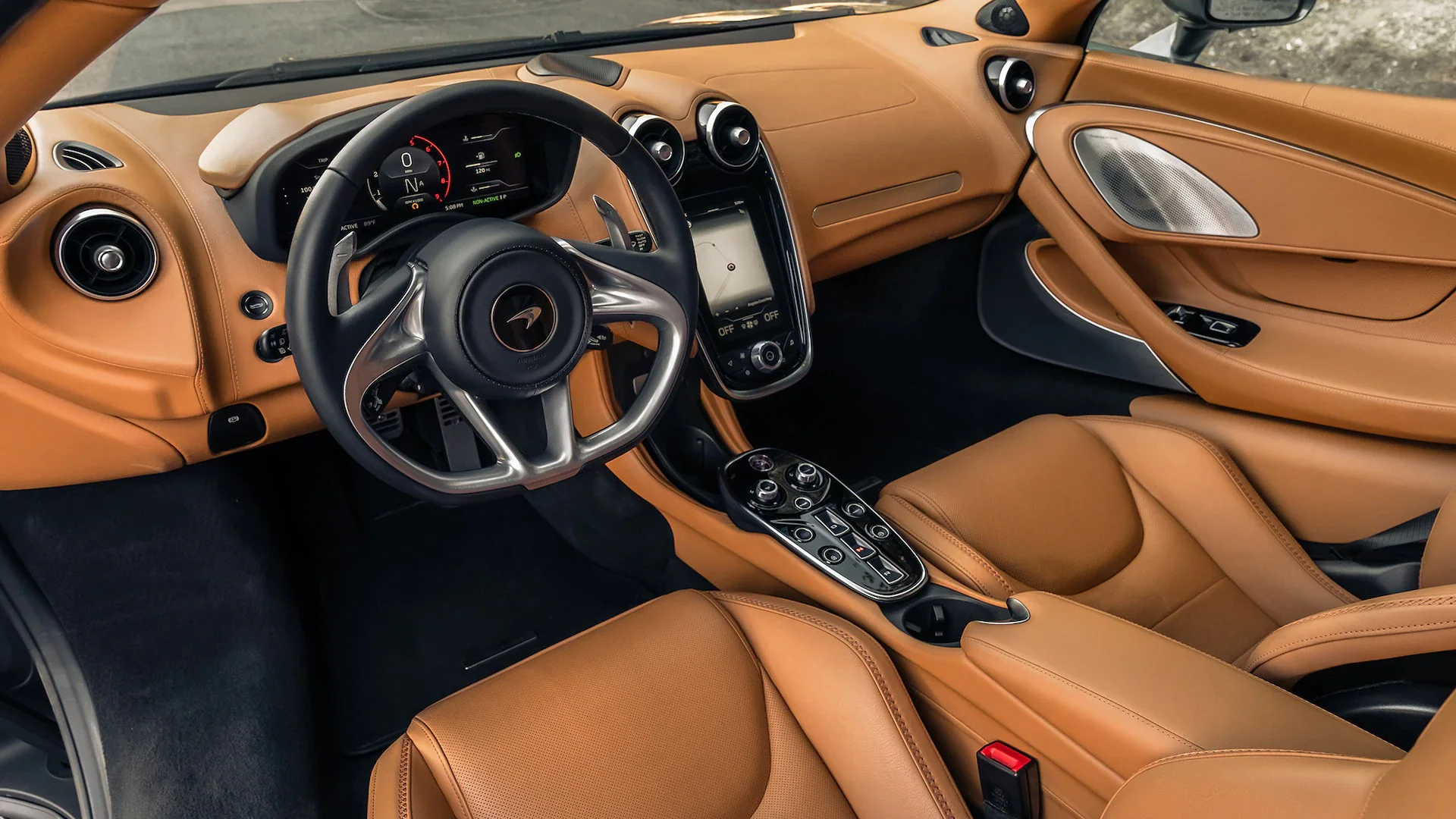 
 McLaren GT 2023 full									