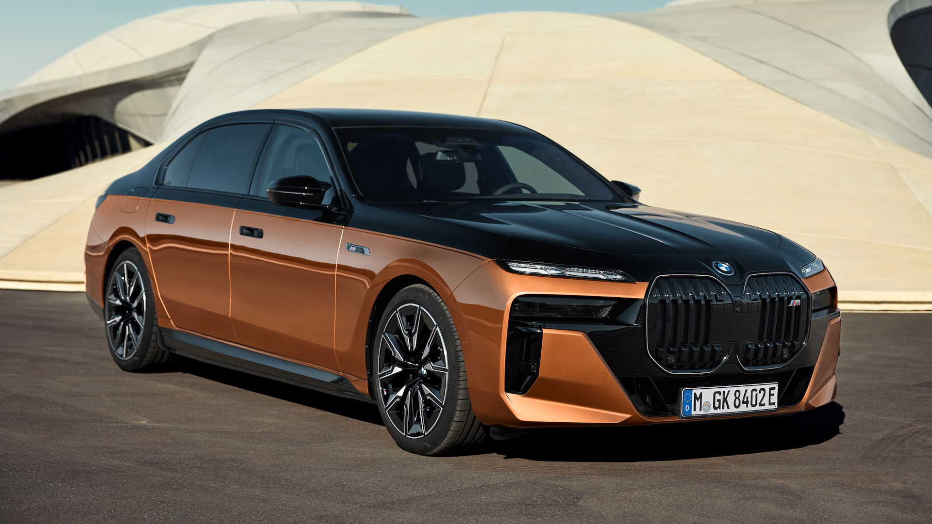 BMW i7 M70 2024