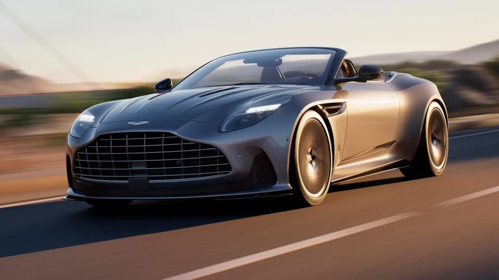 Aston Martin DB12 2024