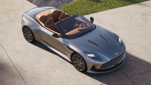 Aston Martin DB12 2024