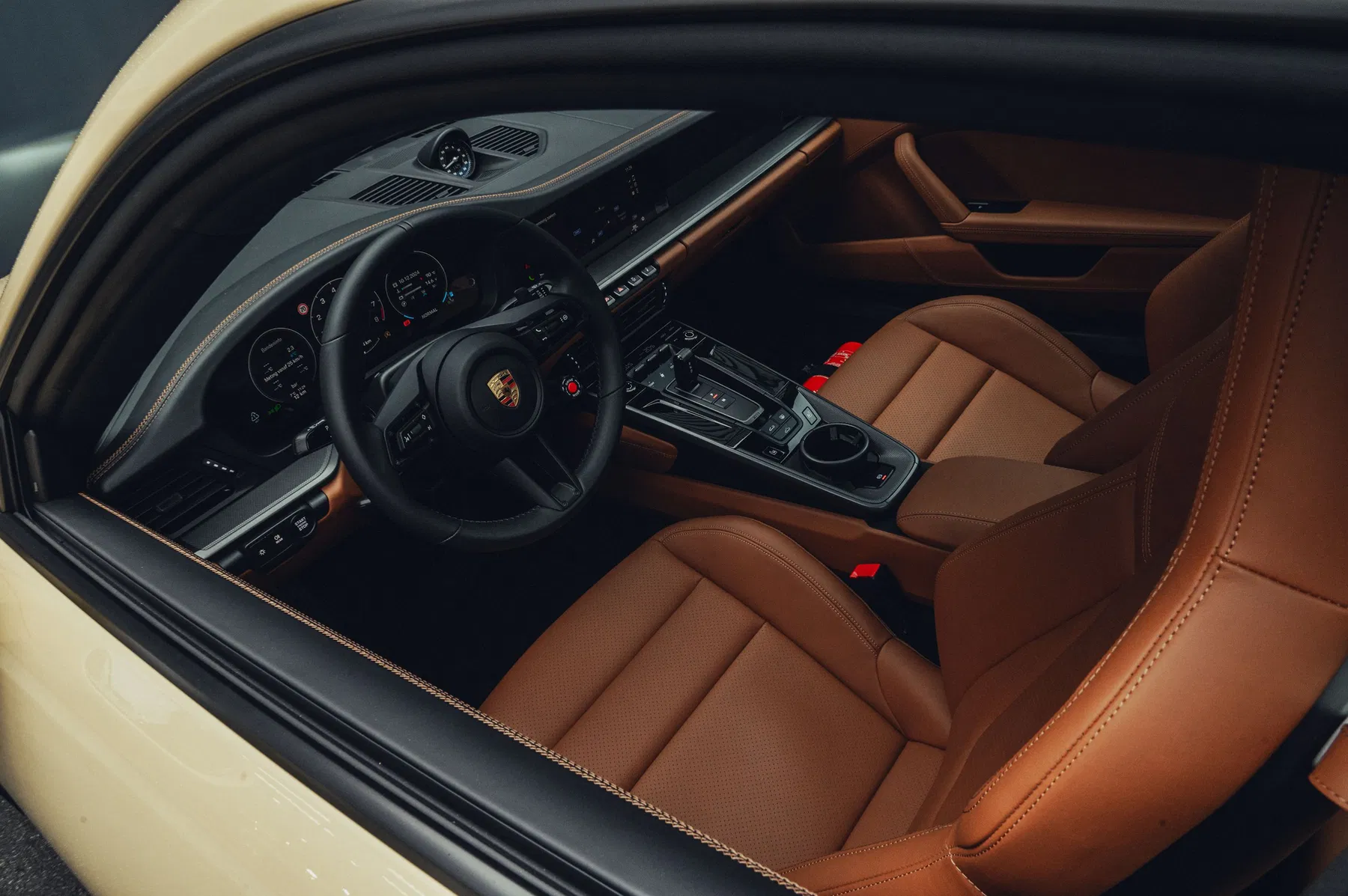 Porsche 911 Carrera GTS 2024